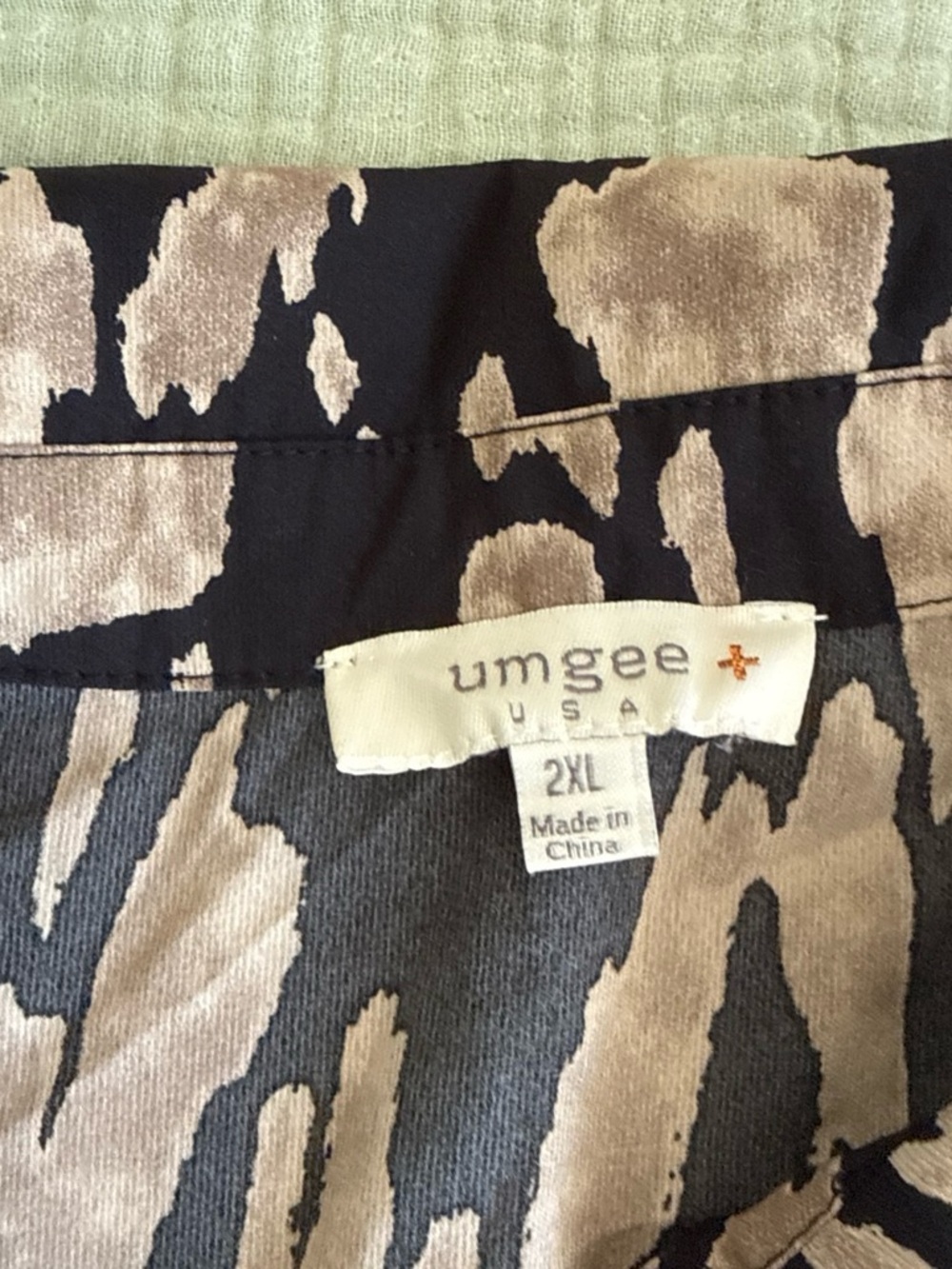 Umgee Black and Beige Abstract Animal Print Dress - Picture 2 of 3